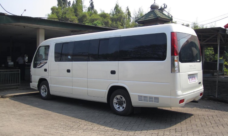 Kapasitas mobil Elf giga, Sumber: googleusercontent.com