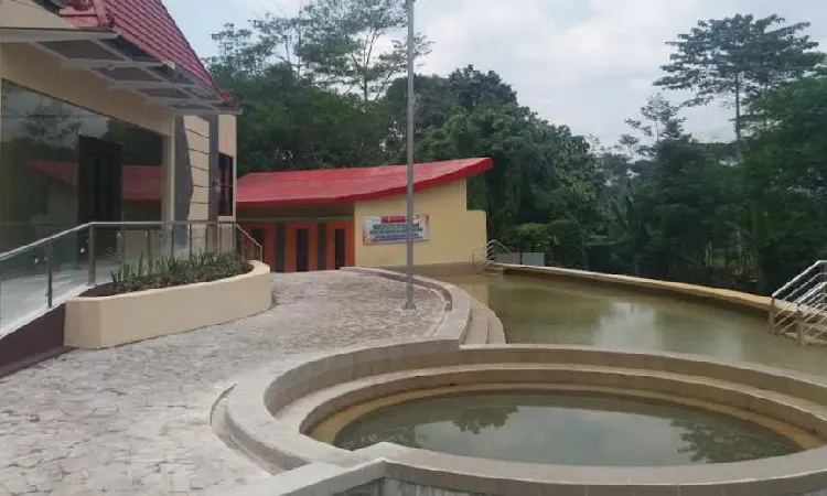 Pemandian Air Panas Kalianget, Sumber: pikiran-rakyat.com