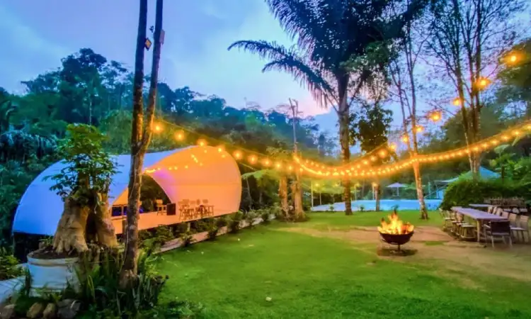 Glamping Menoreh, Sumber: booking.com