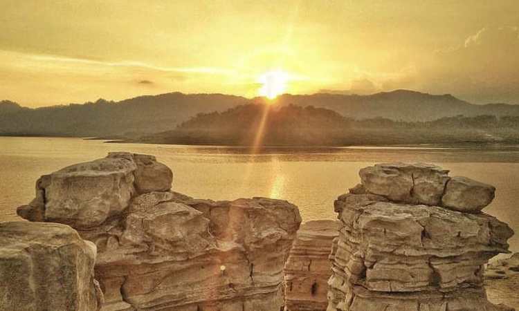 Daya tarik Lubang Sewu, Sumber: idntimes.com
