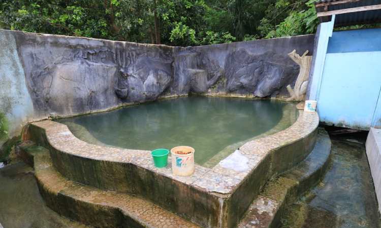 Pemandian Air Panas Kepil, Sumber: gresikkab.go.id